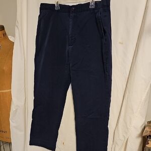 Men's Lands' End Navy Pants. Size 38W x 28L. Flat Front & Traditional Fit.